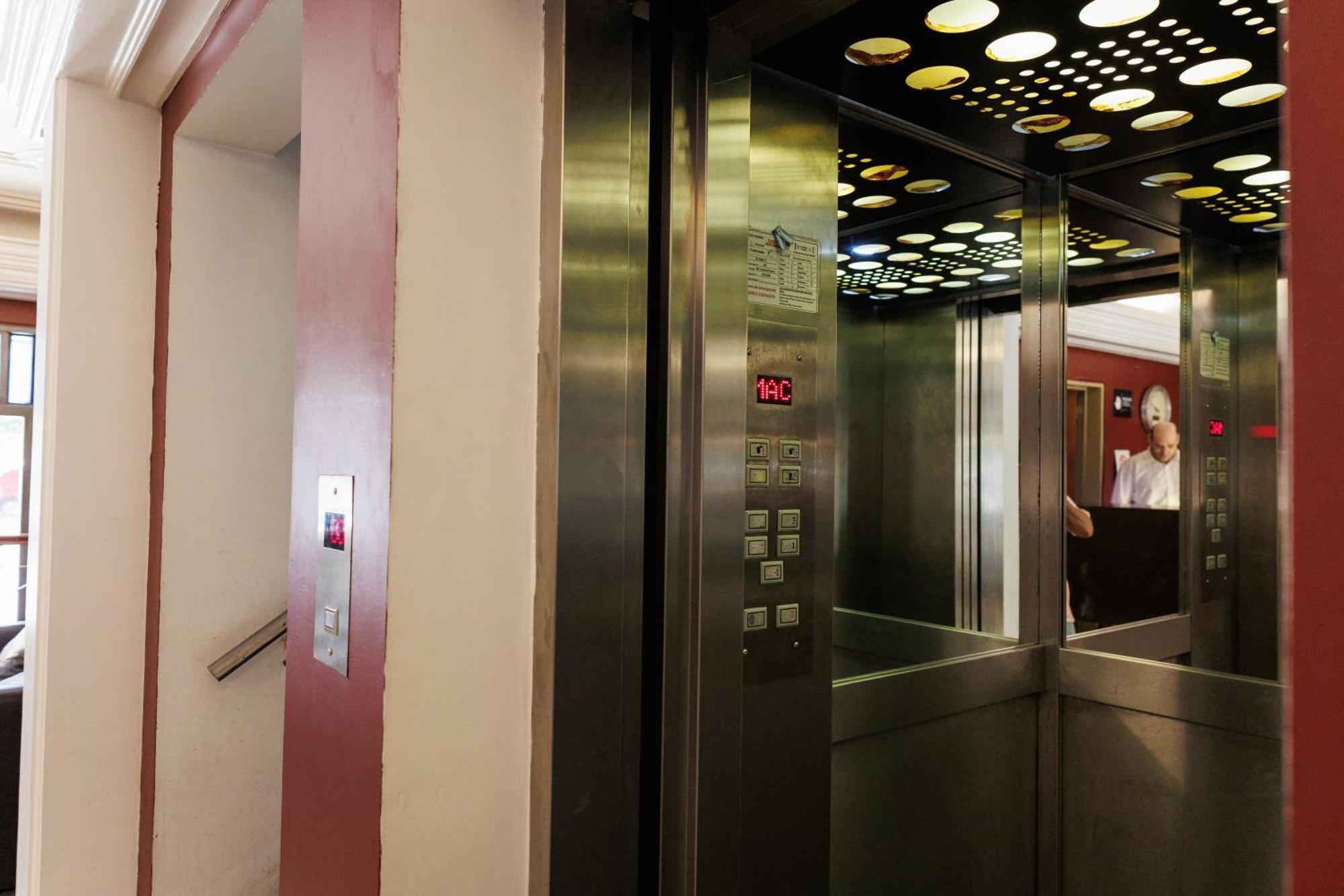 Hotel Petit Córdoba Ngoại thất bức ảnh